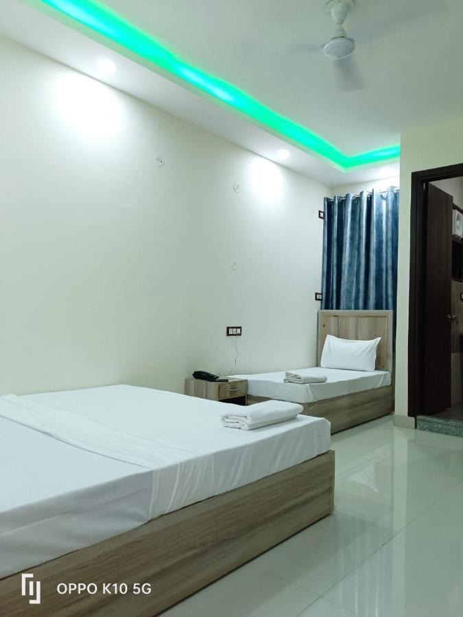Travel Inn At Delhi Airport New Delhi Buitenkant foto
