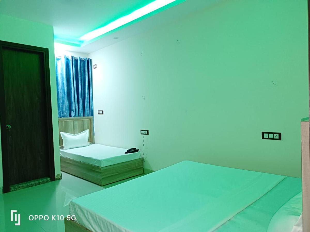 Travel Inn At Delhi Airport New Delhi Buitenkant foto